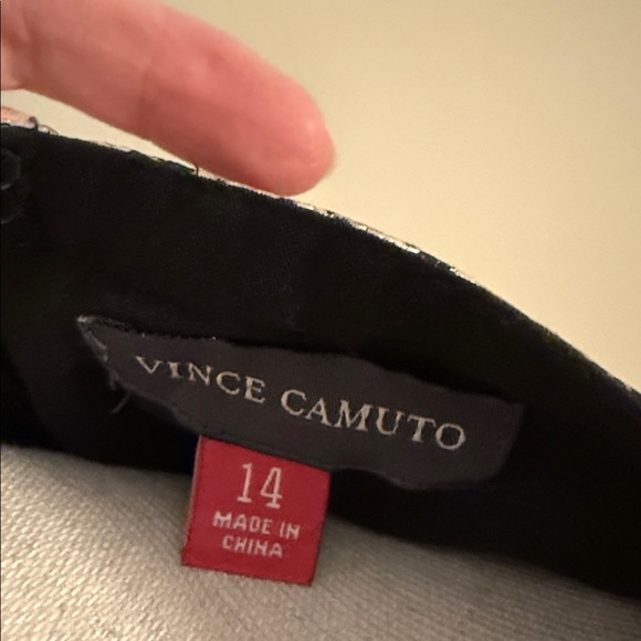 Vince Camuto Black and Cream Floral Midi Dress - Picture 4 of 4